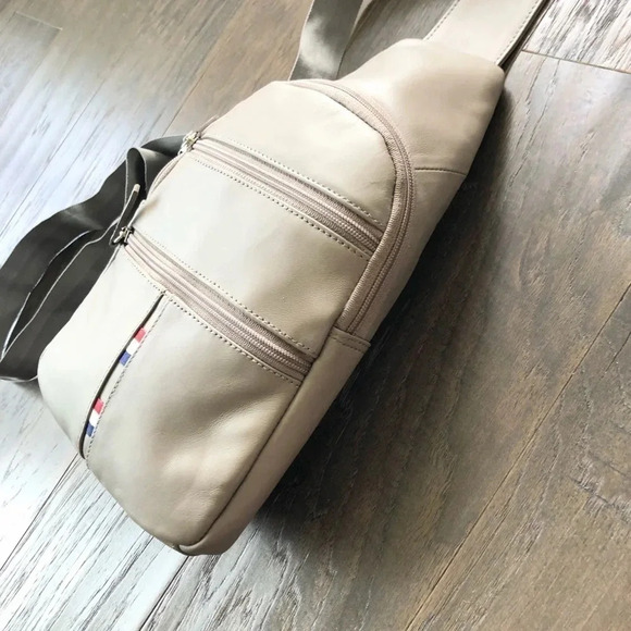 Montauk Leather Club Genuine Leather Adjustable Crossbody,3 zip pockets,unisex - Picture 2 of 11